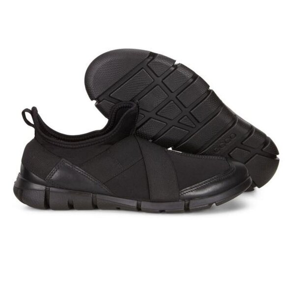 Ecco Kids Intrinsic Slip-Ons Sneakers SALE - Picture 2 of 10